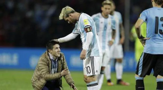 Аржентина се стресна - Меси едва не припаднал