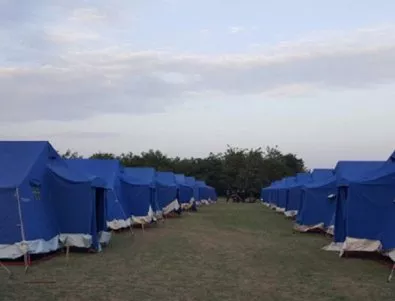 Защо бежанците не искат да минават през Румъния