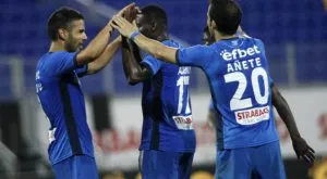 Люпко и "син" шеф побесняха от играта на Левски