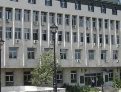 Община Асеновград обяви поръчка за почистване на стойност петцифрена сума