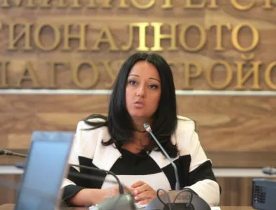 Лиляна Павлова: Голяма част от главните артерии в страната са непроходими