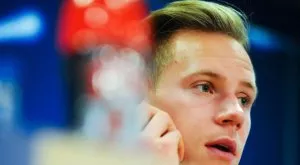 Барса загуби първия си вратар, Силесен дебютира неочаквано