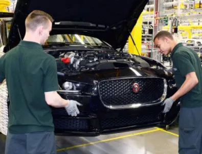 Jaguar спешно увеличава производството