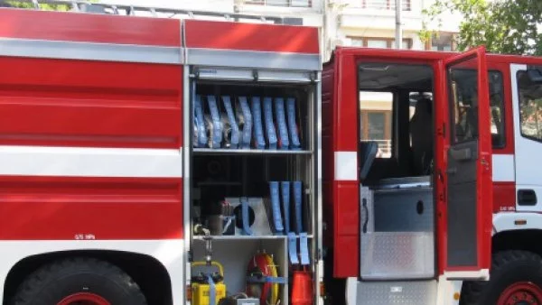 Пожар е възникнал в цех за преработка на пластмаси край Пловдив