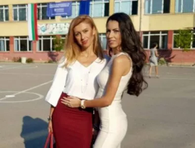 Секси учителката на България отново развълнува Facebook (СНИМКИ)