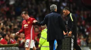 Жозе Моуриньо продава Рууни?