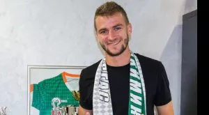 Шотландци напират за Венци Христов