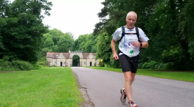 Невероятен дух -75 годишен завърши 75 маратона в името на благотворителна цел