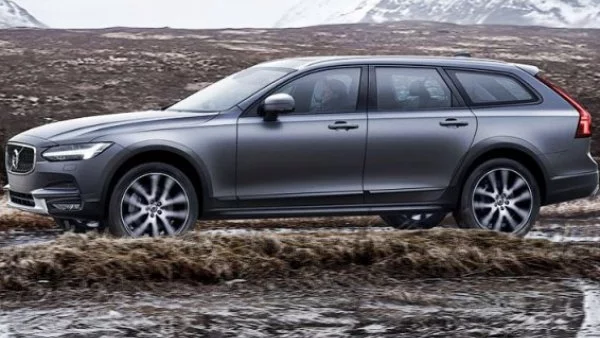 Volvo показа приключенското си комби