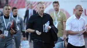 {{ otherArticle[0].article.title }}