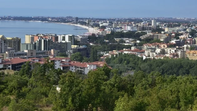 Мъж издъхна на улицата в Слънчев бряг