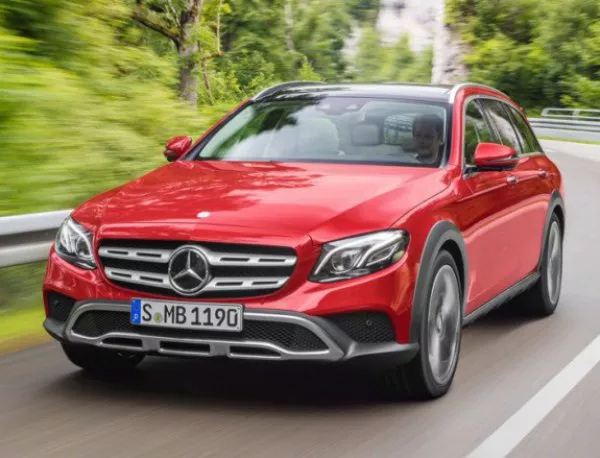 Mercedes-Benz разкри всъдеходното си комби