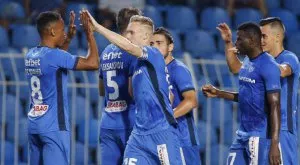 {{ otherArticle[0].article.title }}