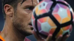 Съотборник сравнява: Джерард е фантастичен, но Тоти е бог