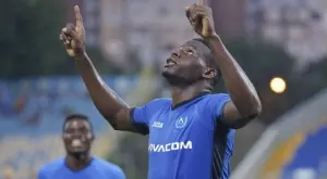 {{ otherArticle[0].article.title }}