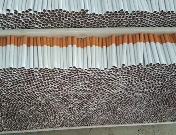 Задържаха 1200 кутии цигари, опаковани като въздушна пратка 