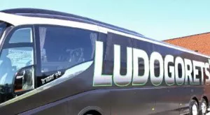 {{ otherArticle[0].article.title }}