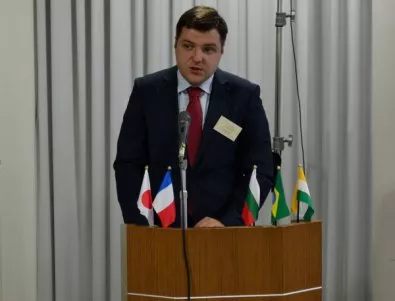 Д-р Иван Стойнев: Трудно ще убедим ЕК да ни позволи да дадем държавен заем за 