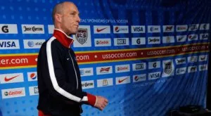 Доживяхме: Човек, който нарича играта "сокър", ще треньорства във Висшата лига