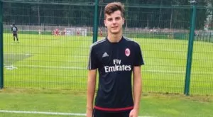 Българин сменя Милан с английски гранд