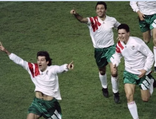 УЕФА нарече Париж, '93-та "най-великата българска вечер"