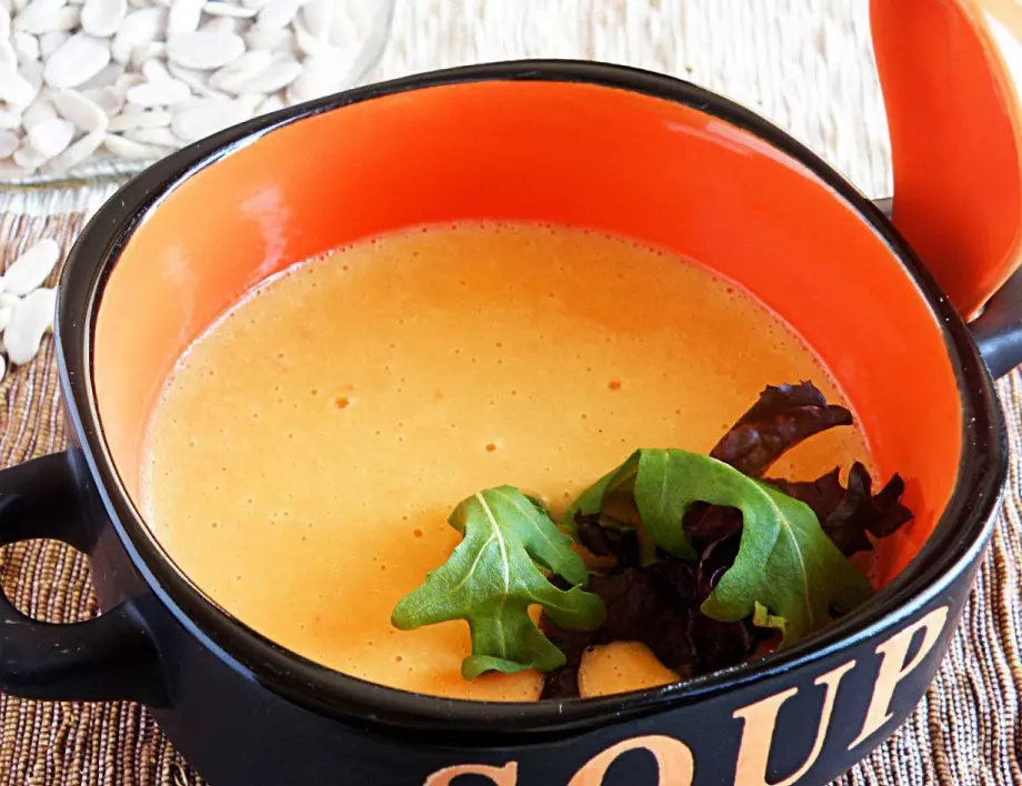 КРЕМ супа от червена леща: Вкусно и здравословно предложение