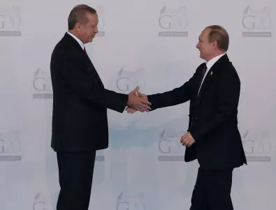 Путин се оплаква от Запада, а Ердоган не иска алтернатива на зърнената сделка (ВИДЕО)
