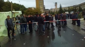 Продължава протестът на миньорите в Бобов дол 
