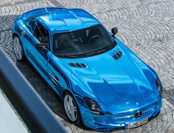 Mercedes няма да бърза с електрическа суперкола