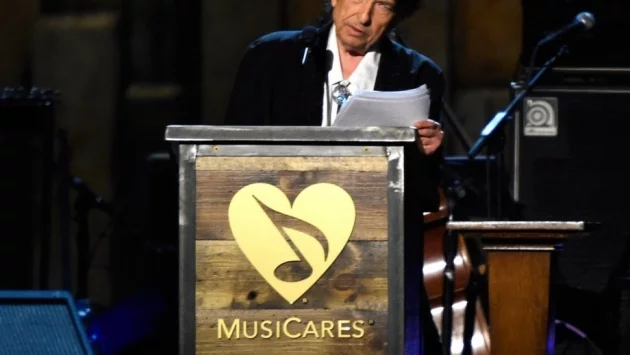 Боб Дилън с първи студиен албум от близо десетилетие (АУДИО) 