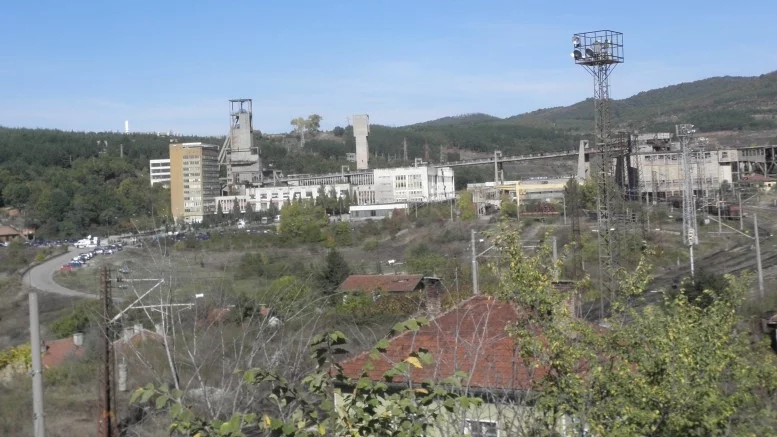 Синдикатите алармираха, че работата в рудник "Бабино" не е възстановена