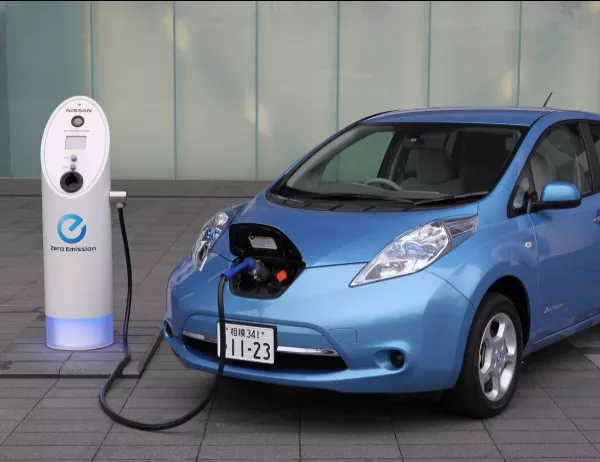 Прогноза: След 7 години електромобилите ще са по-евтини от автомобилите