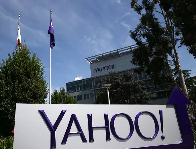 Verizon пробва да намали цената на Yahoo!