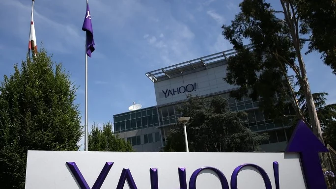 Verizon пробва да намали цената на Yahoo!