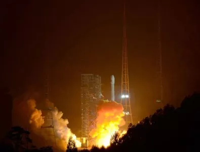 Китайските космонавти стигнаха успешно до китайската орбитална база