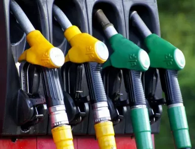 Ново поевтиняване на бензина и дизела в България