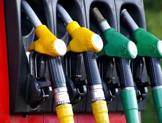 Агенция "Митници" не може да установи картел при търговията с горива