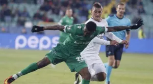 {{ otherArticle[0].article.title }}