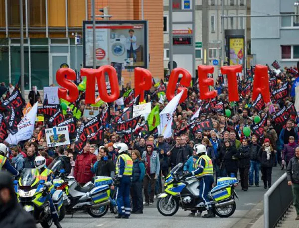 Валония получи срок до петък да клекне за CETA 