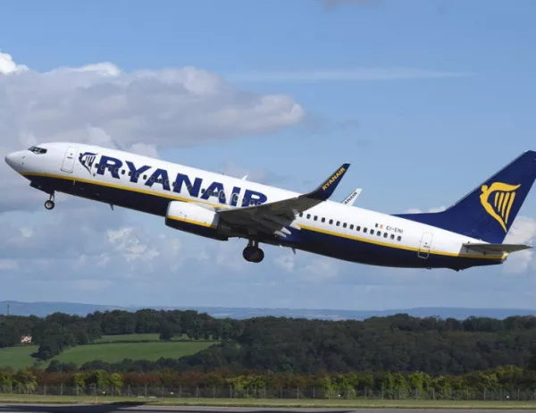 Ryanair отменя десетки полети 