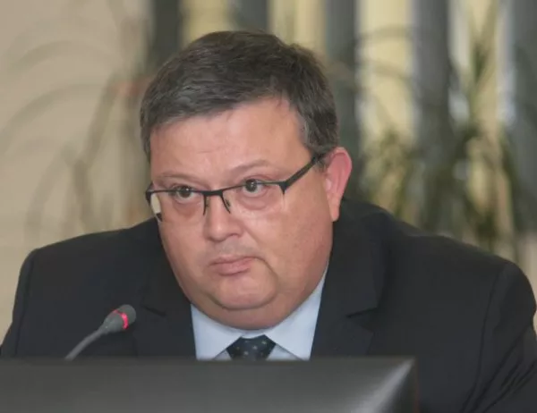 Цацаров предлага плевенски прокурор да бъде наказан от ВСС