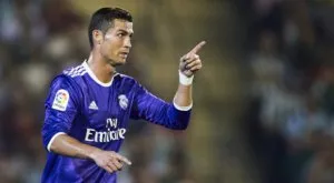 {{ otherArticle[0].article.title }}