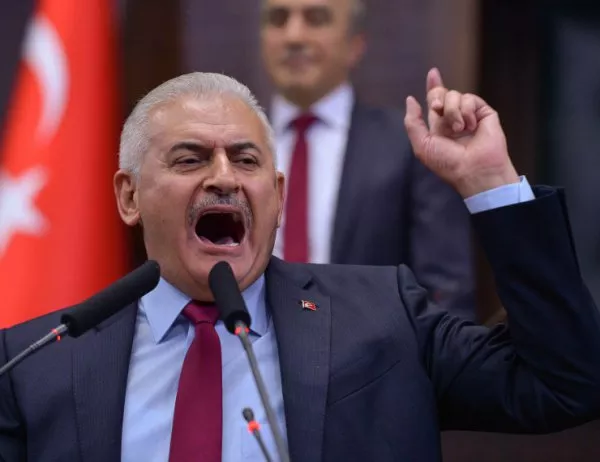 Последният премиер на Турция с победна реч след края на референдума