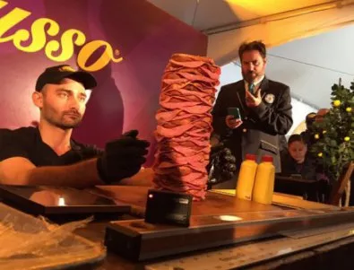 Счупиха рекорда за най-висок сандвич в света