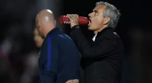 {{ otherArticle[0].article.title }}