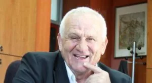 Люпко Петрович разкри защо е подписал във Виетнам