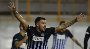 {{ otherArticle[0].article.title }}