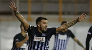 Валери Божинов с 14-ти клуб в кариерата си