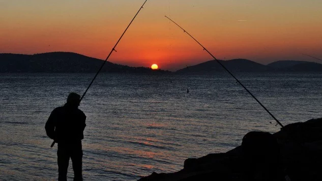 Гръцките власти забраняват на български рибари са ловят риба в страната