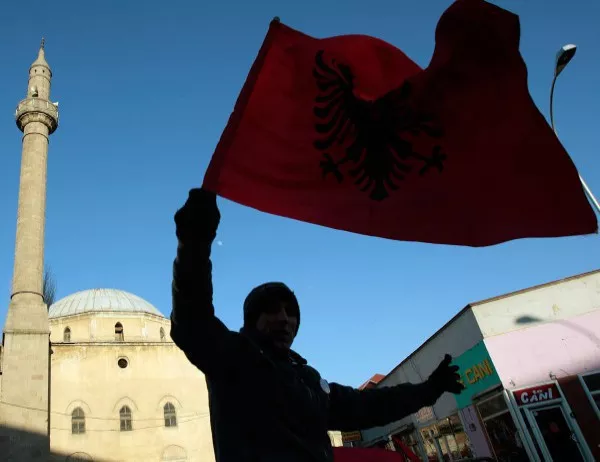 Албанската опозиция призовава за гражданско неподчинение заради магистралните такси